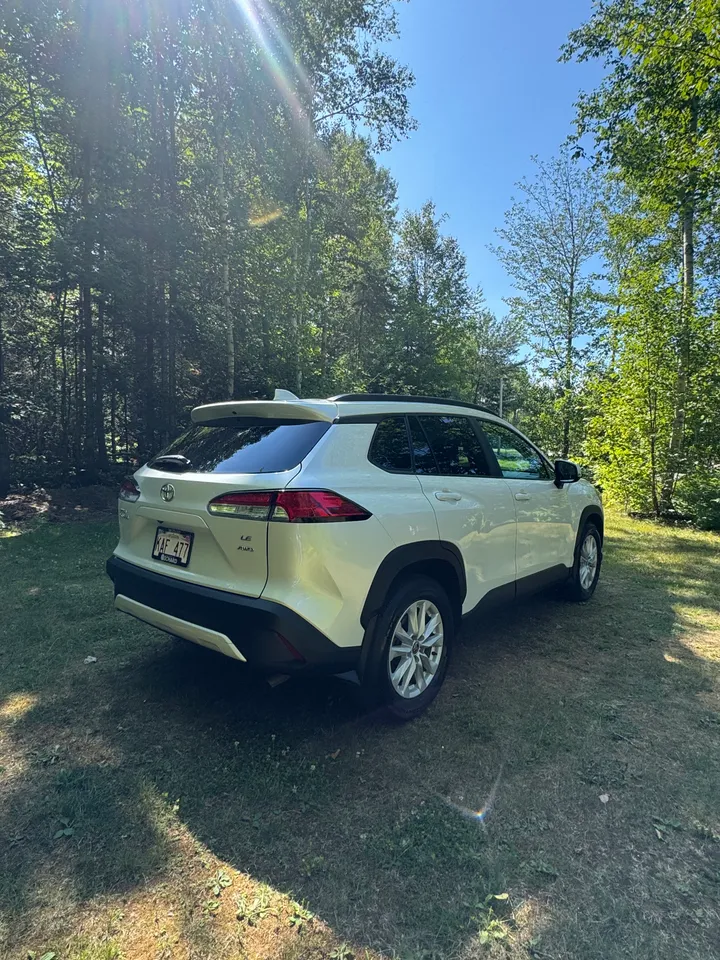 2022 Toyota Cross LE AWD Image