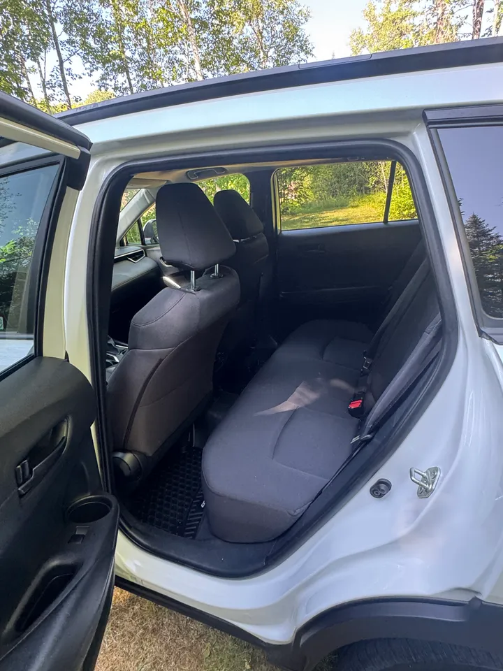2022 Toyota Cross LE AWD Image