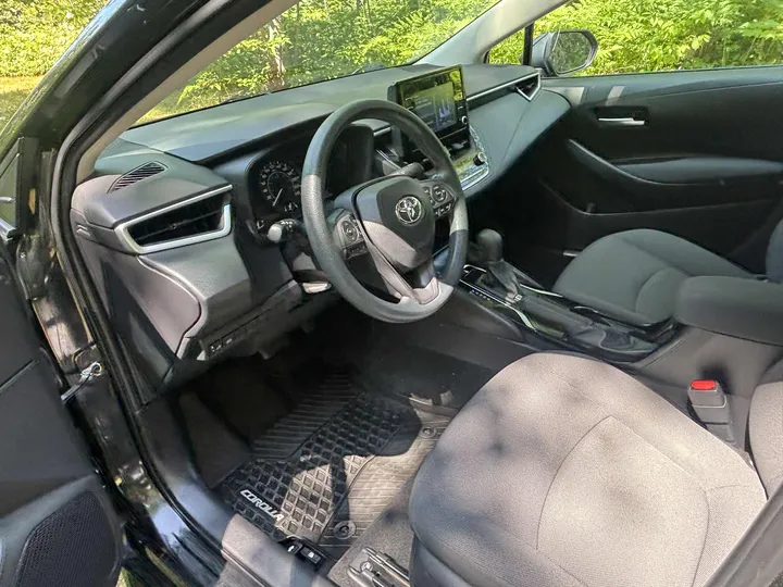 2020 Toyota Corolla Le Image