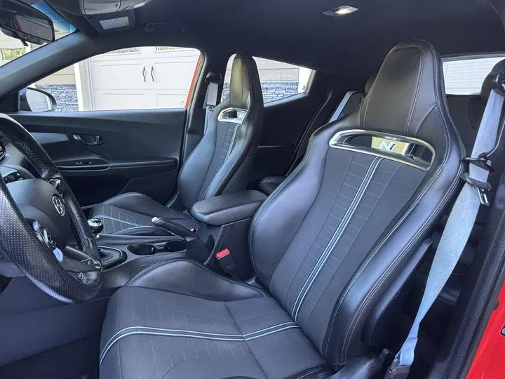 2021 Hyundai Veloster N Image