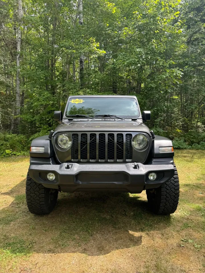 2020 Jeep Gladiator Sport Image