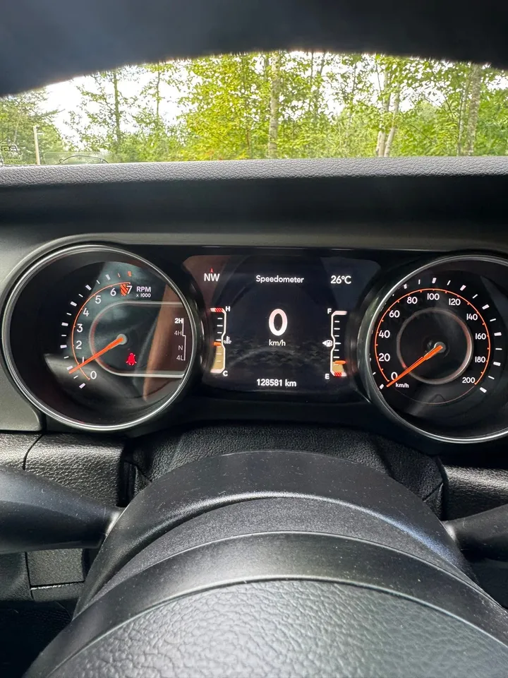 2020 Jeep Gladiator Sport Image