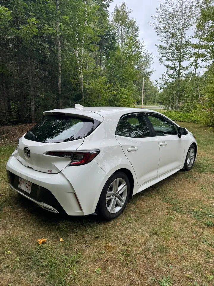 2020 Corolla Hatchback SE Image