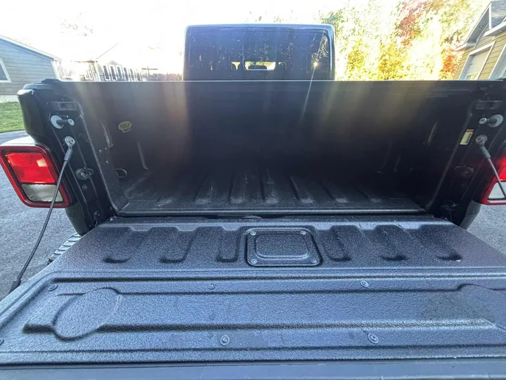 2021 Jeep Gladiator Rubicon Image