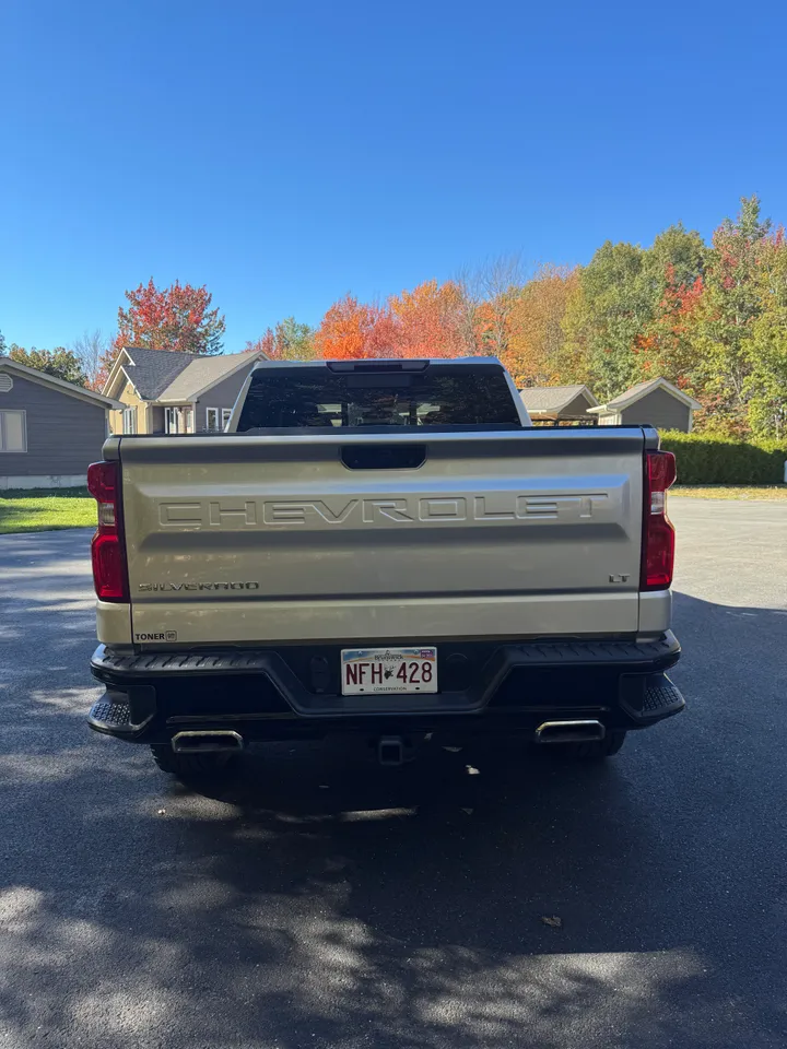 2022 Chevrolet Silverado Trailboss Image