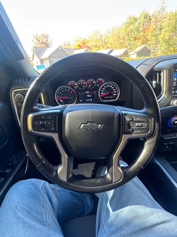 2022 Chevrolet Silverado Trailboss Image