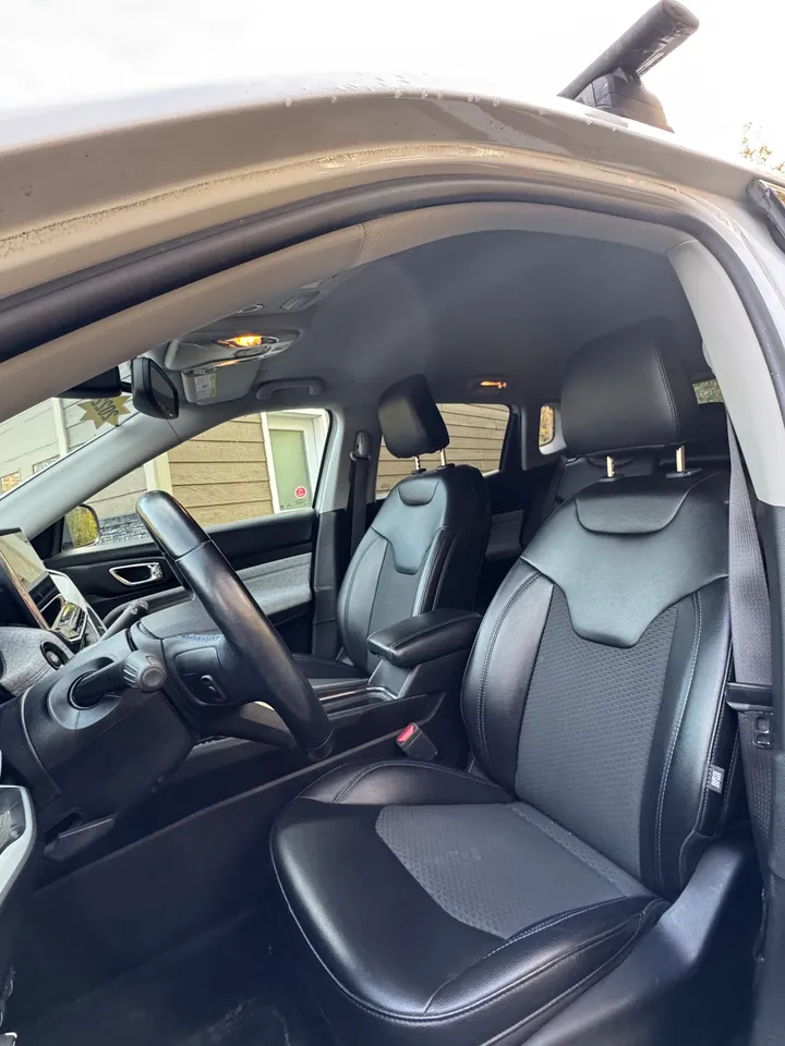 2022 Jeep Compass North  Image