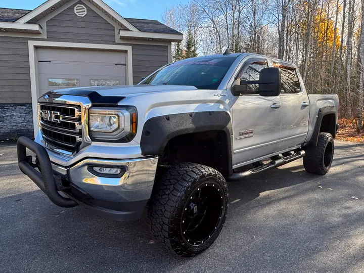 2017 Gmc Kodiak Image