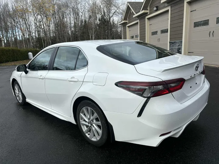 2023 Toyota Camry SE Image