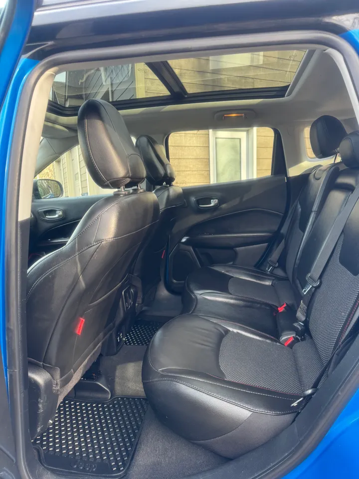 2021 Jeep Compass Trailhawk Image