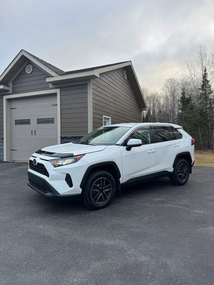 2022 Toyota Rav 4 LE Image