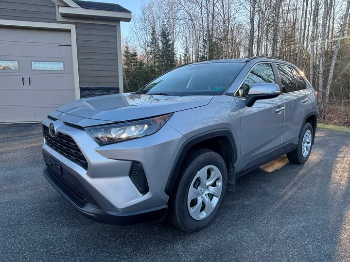 2020 Toyota Rav 4 LE Image