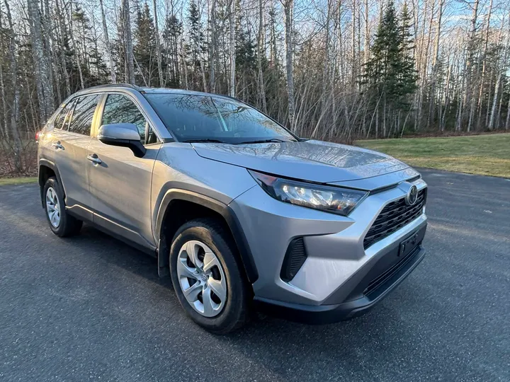 2020 Toyota Rav 4 LE Image