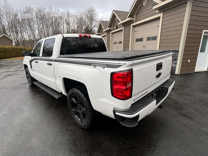 2018 Chevrolet Silverado  Image