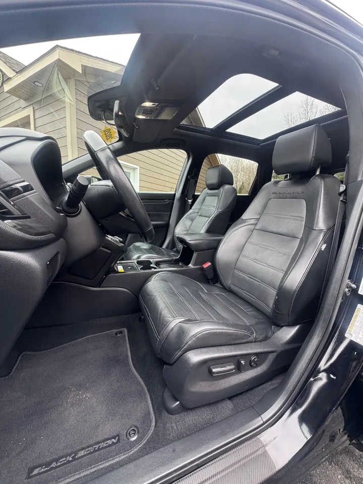 2020 Honda Crv Black Edition Image