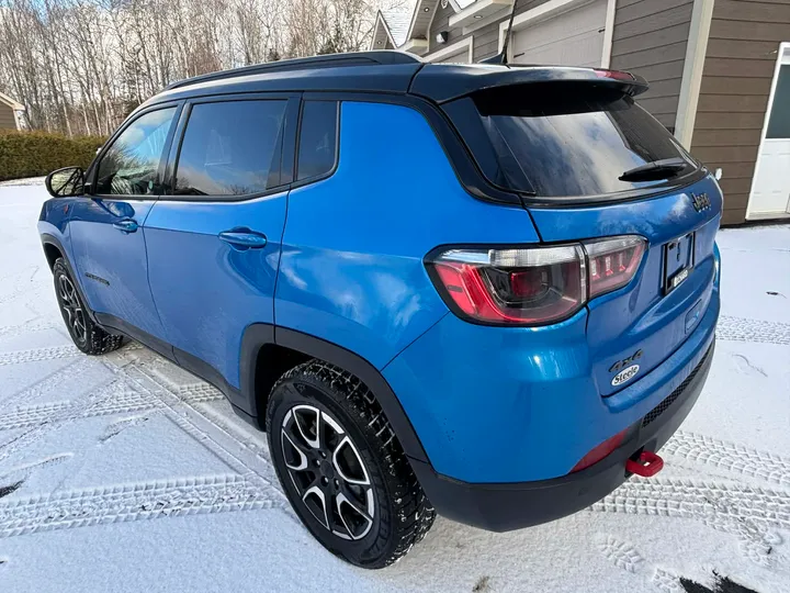 2024 Jeep Compass Trailhawk  Image