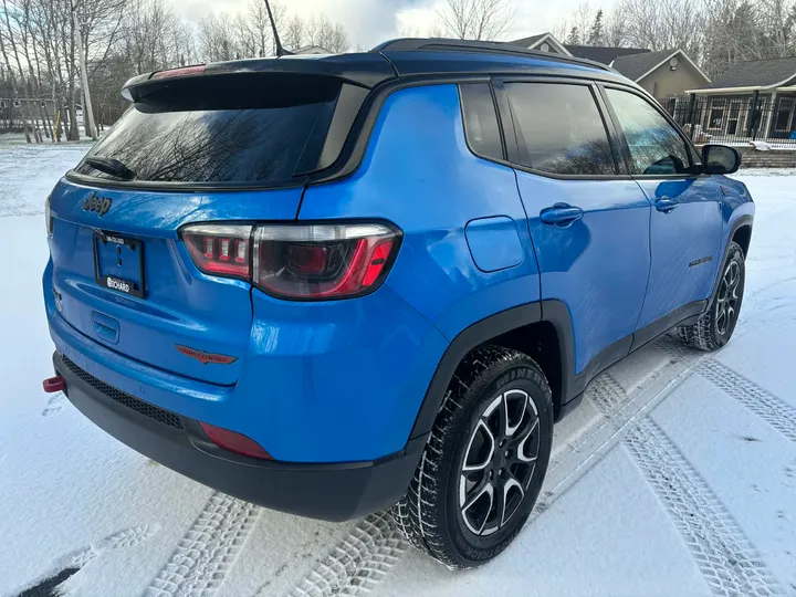 2024 Jeep Compass Trailhawk  Image