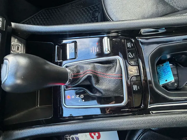 2024 Jeep Compass Trailhawk  Image