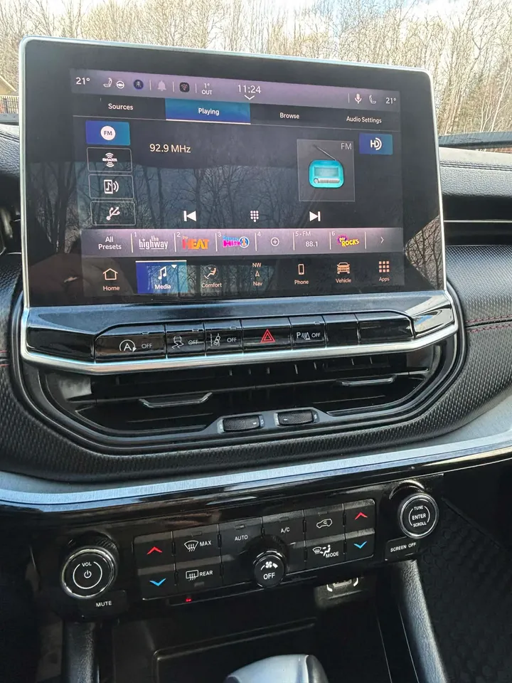 2024 Jeep Compass Trailhawk  Image