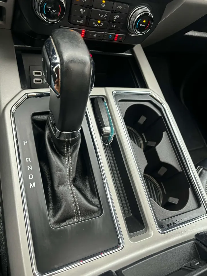 2019 Ford F-150 Lariat Image