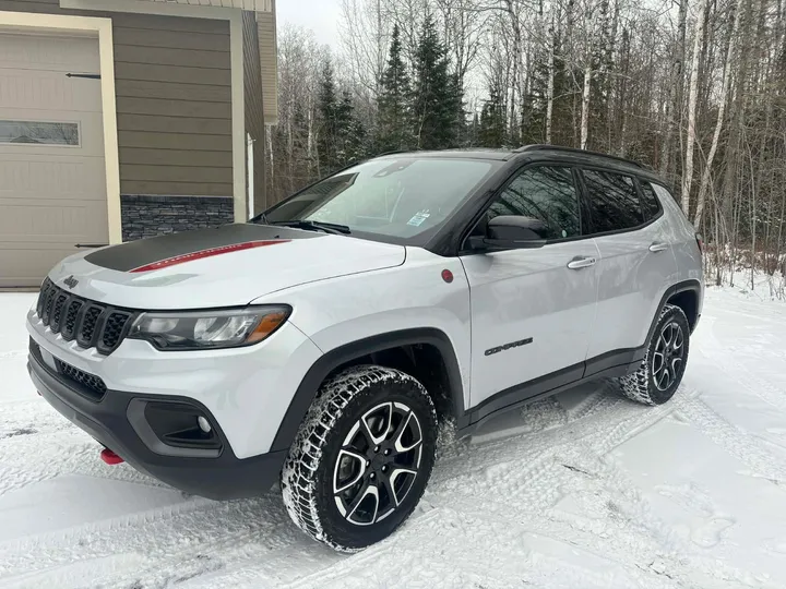 2024 Jeep Compass trailhawk Image