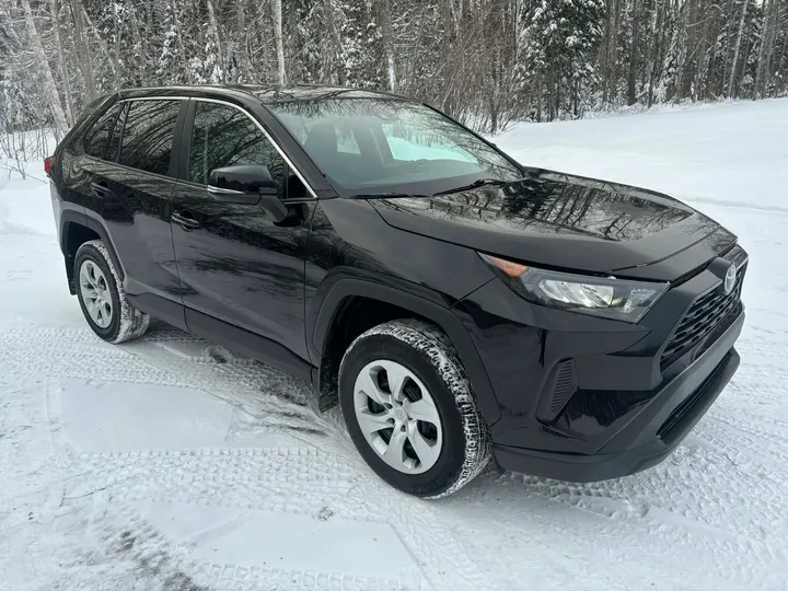 2022 Toyota Rav 4 LE Image