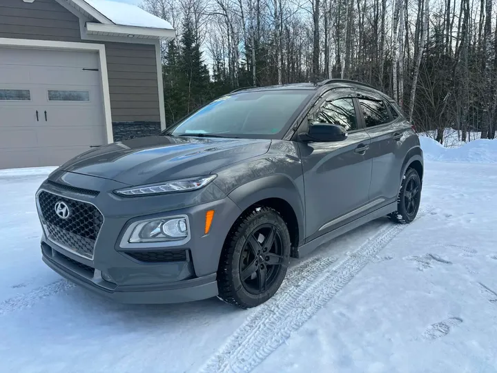 2021 Hyundai Kona Limited Image