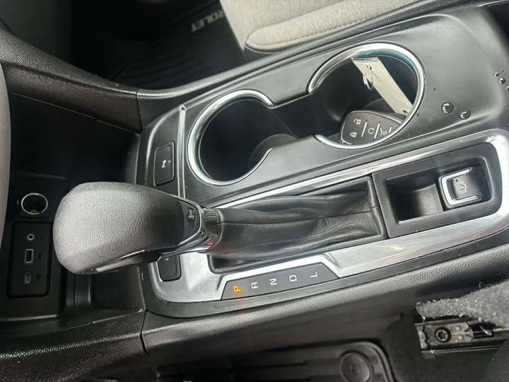 2024 Chevrolet Equinox LT AWD Image