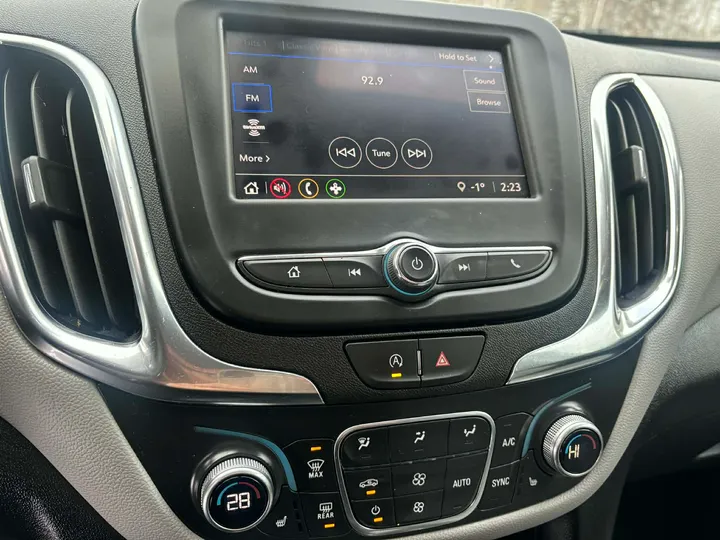 2024 Chevrolet Equinox LT AWD Image