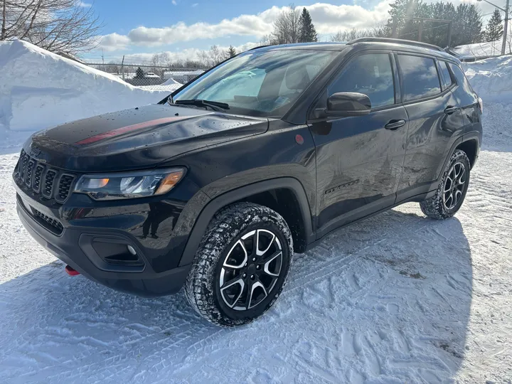 2024 Jeep Compass Trailhawk Image
