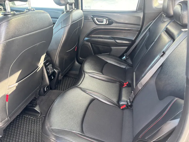 2024 Jeep Compass Trailhawk Image