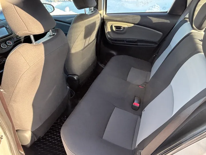 2019 Toyota Yaris LE Image