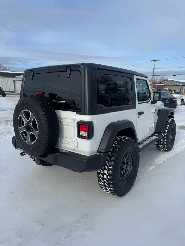 2021 Jeep Wrangler  Image