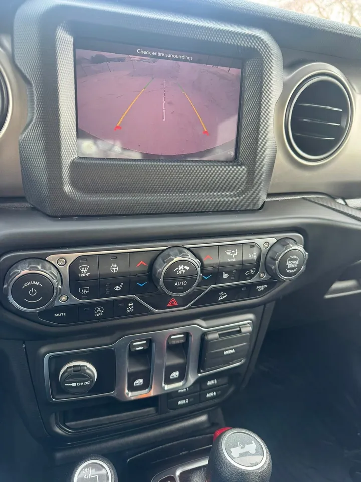 2021 Jeep Wrangler  Image