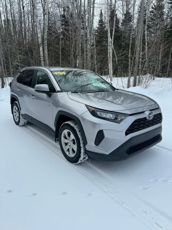 2023 Toyota Rav 4 LE Image