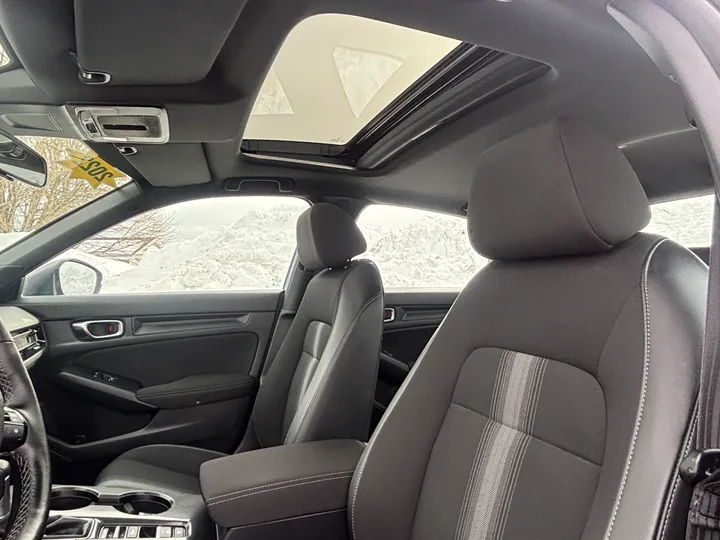 2022 Honda Civic Sport Image