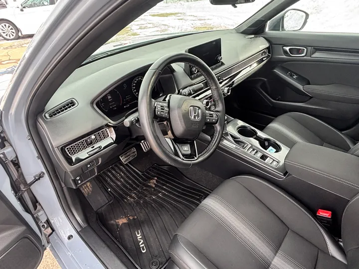 2022 Honda Civic Sport Image