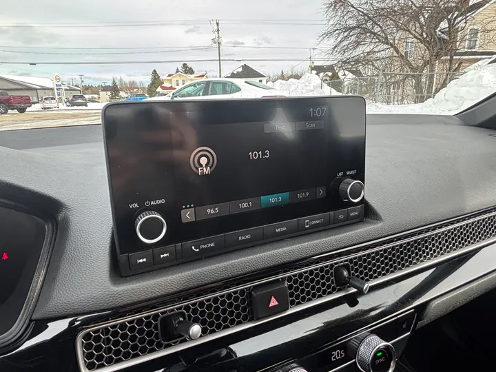 2022 Honda Civic Sport Image