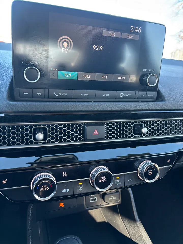 2023 Honda Civic LX Image