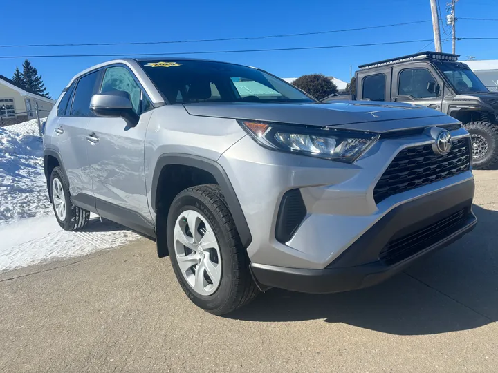 2023 Toyota Rav 4 LE Image