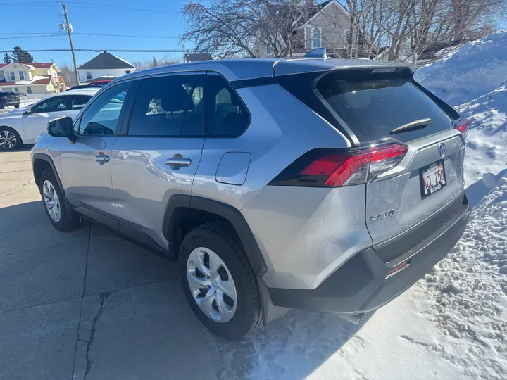 2023 Toyota Rav 4 LE Image
