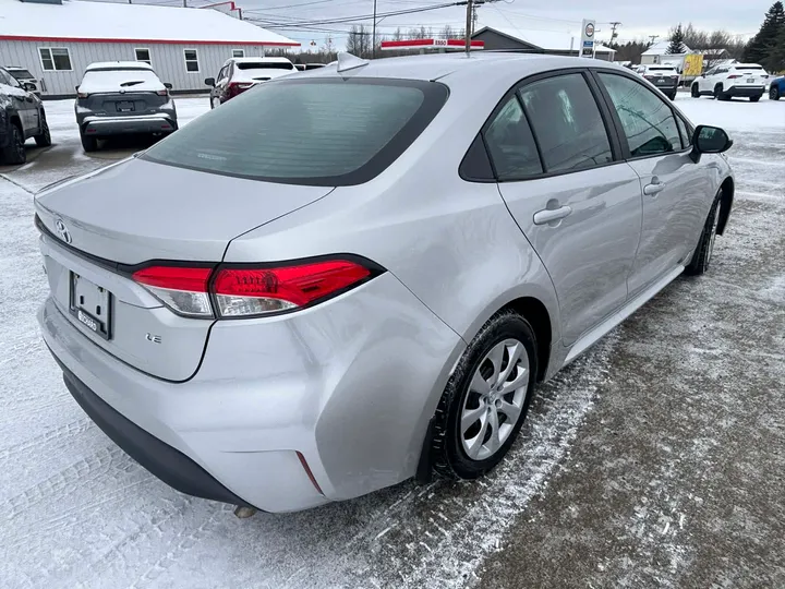 2024 Toyota Corolla LE Image