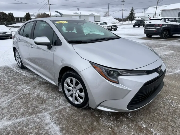 2024 Toyota Corolla LE Image