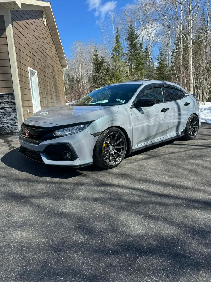 2019 Honda Civic Hatchback Touring Image