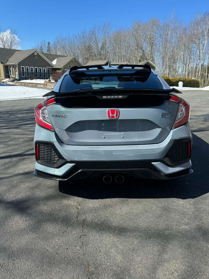 2019 Honda Civic Hatchback Touring Image