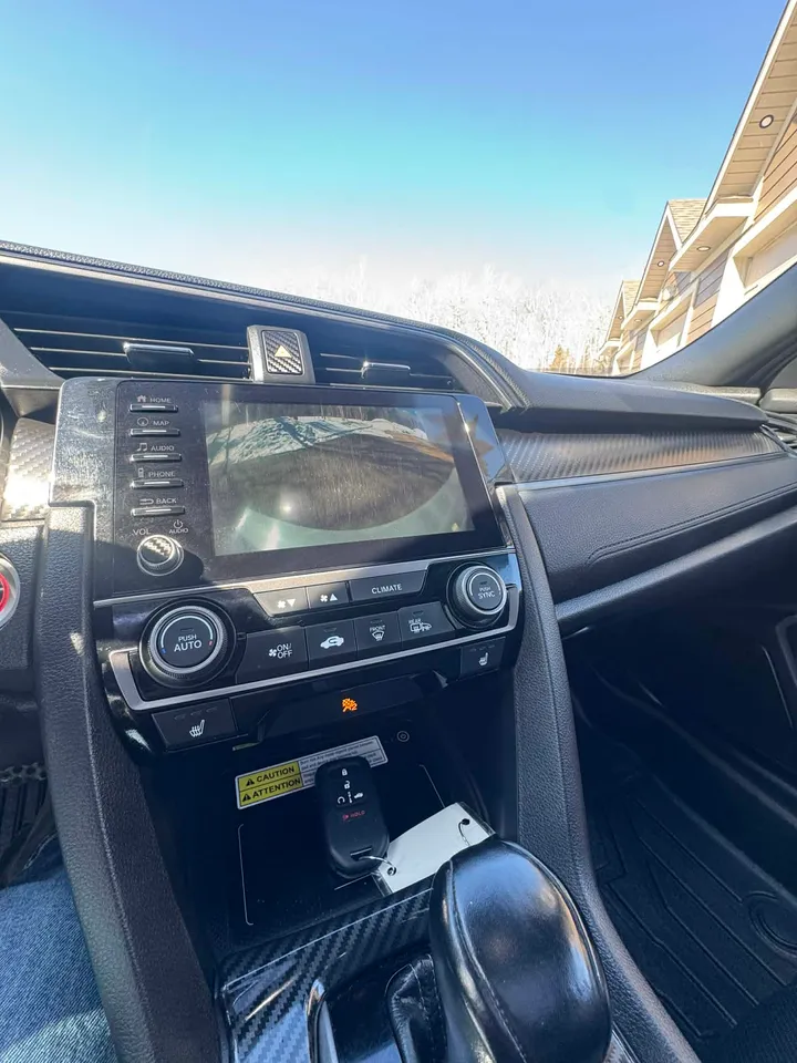 2019 Honda Civic Hatchback Touring Image