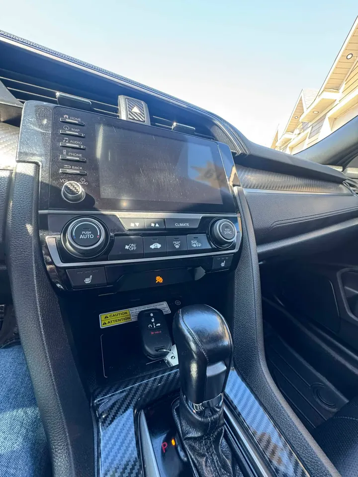 2019 Honda Civic Hatchback Touring Image