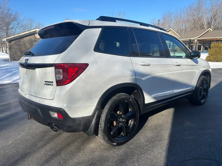2019 Honda Passport Touring Image