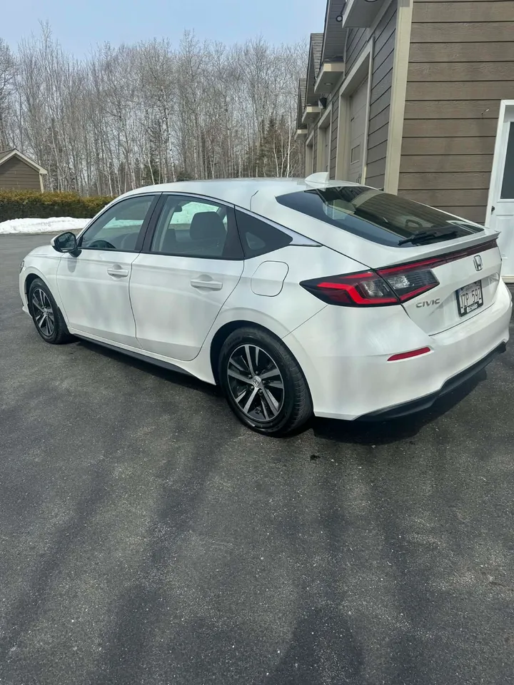 2022 Honda Civic LX Image