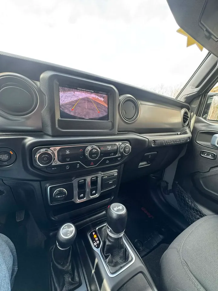 2021 Jeep Wrangler Sport Image